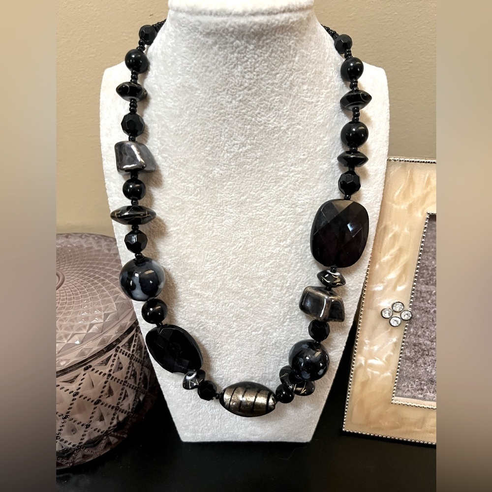 Vintage Black Beaded Necklace with Adjustment Closure